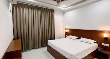Krishna Vilas- A Luxury Hotel Room Type - Bedroom 2