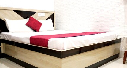Hotel Swastik Deoghar Room Type - Double Bed Premium Room