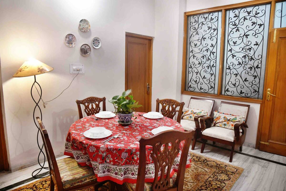Peacefull Homestay - Tap to explore photos