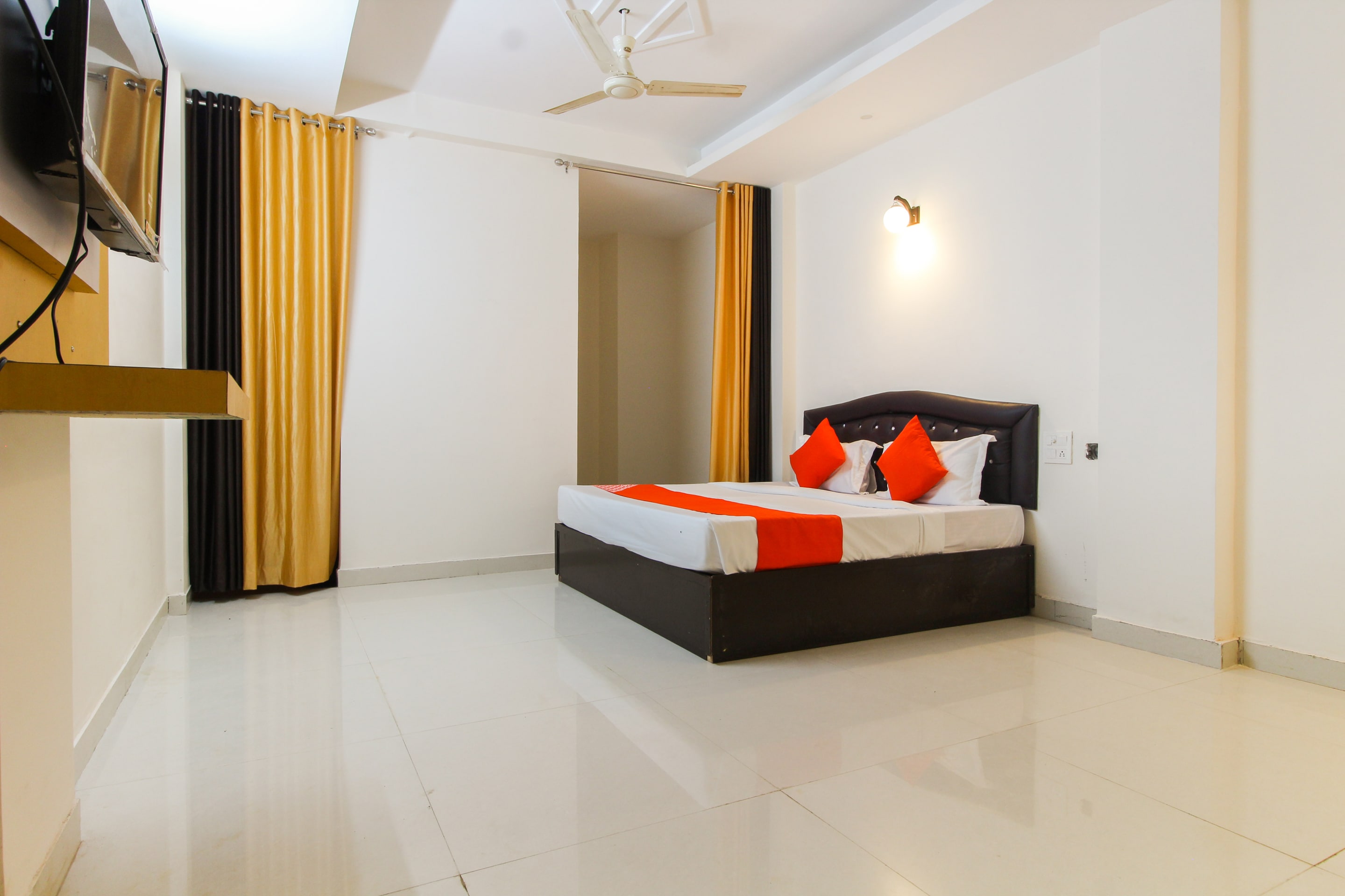 Hotel O Krishna Cottage - Tap to explore photos