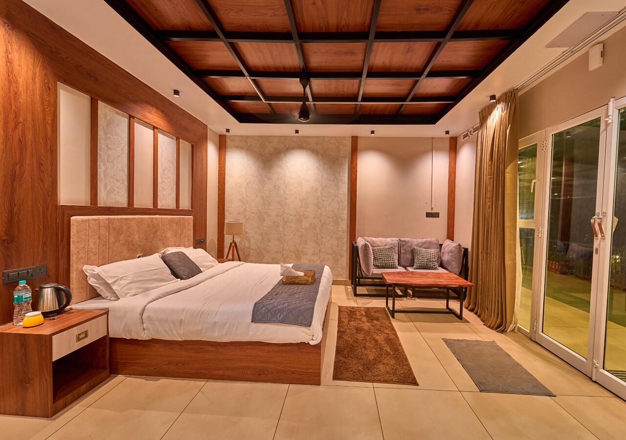 The Yela Munnar By VOYE HOMES - Tap to explore photos