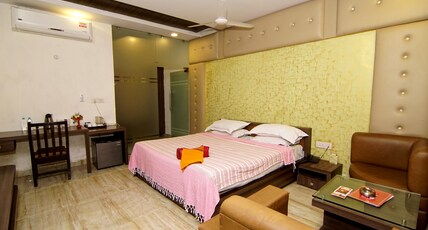 MPT Tansen Residency, Gwalior (500 mts from Bus Stand) Room Type - AC Super Deluxe