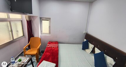 BL Paying Guest House Room Type - Deluxe Room Non Ac 
