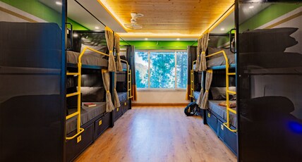 The Hosteller Lansdowne Room Type - Bed in 8 Bed Mixed Dormitory