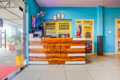 Collection O Mukur Hotel And Restaurant