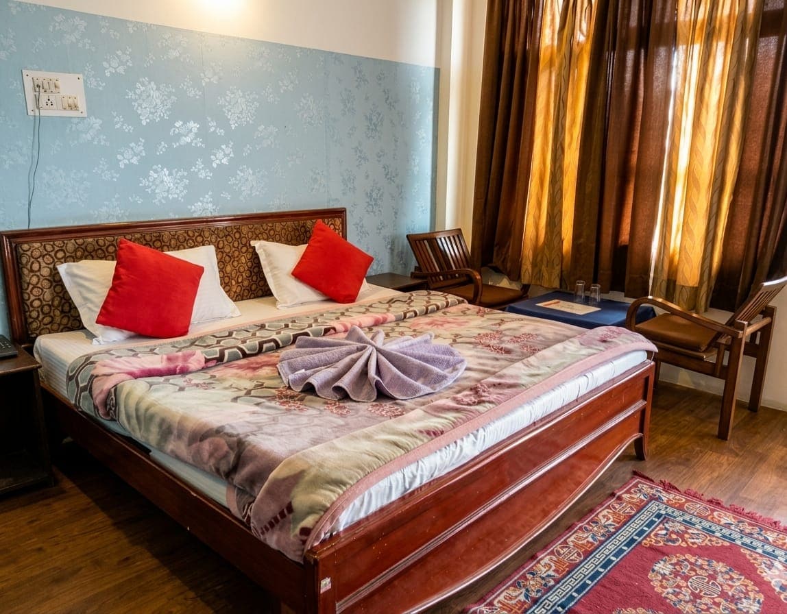 Trekkers Nest Hotel - Tap to explore photos