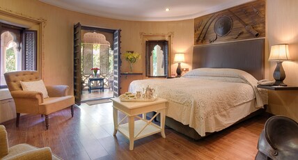Ajit Bhawan - A Heritage Resort Room Type - Vintage Suite