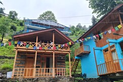 Themysteryworld a-wooden tree cottege