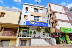 FabHotel BNB Suites