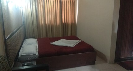 Hotel Sai Plaza  Room Type - Double Bed Non Ac Without T.V.