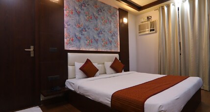 Palace inn Room Type - Deluxe Room