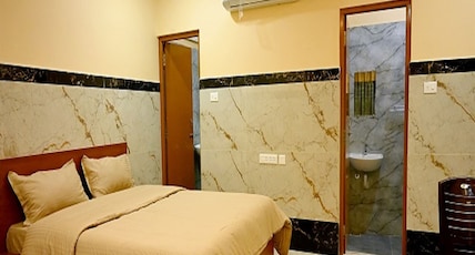 Suba Lakshmi Guest House Room Type - Executive Family Room Suba Lakshmi Guest House Room Type - Executive Family Room