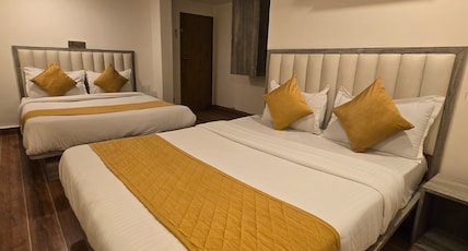 HOTEL ROYCE BKC Room Type - Family Room with Double Bed HOTEL ROYCE BKC Room Type - Family Room with Double Bed