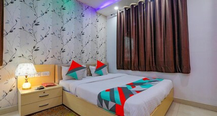 Hotel Moti Mahal Room Type - Deluxe Room