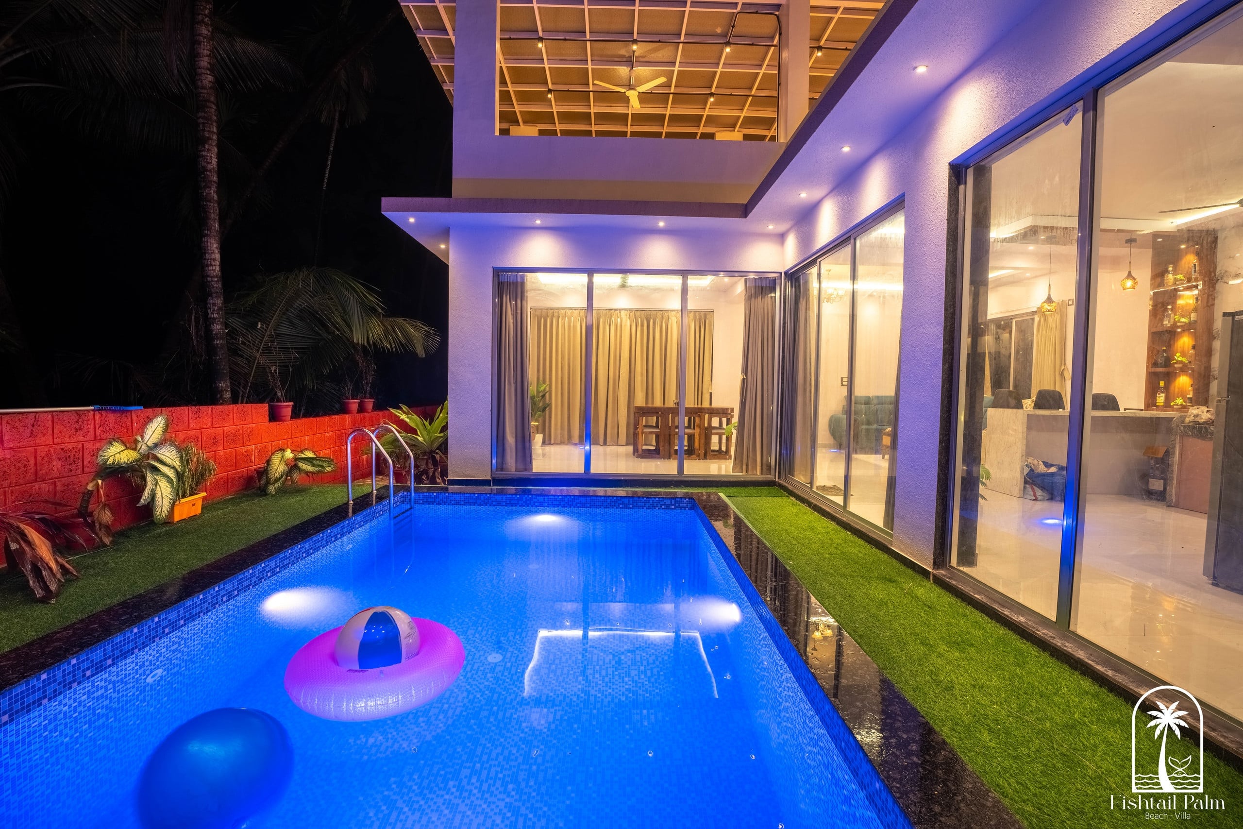Fishtail Palm Beach Villa - Tap to explore photos