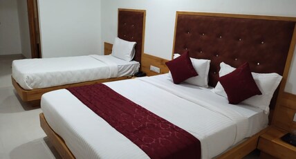 HOTEL GREEN PARK ANAND Room Type - TRIPLE BED FAMILY ROOMS