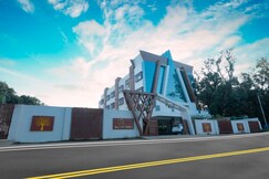  S S International HOTEL