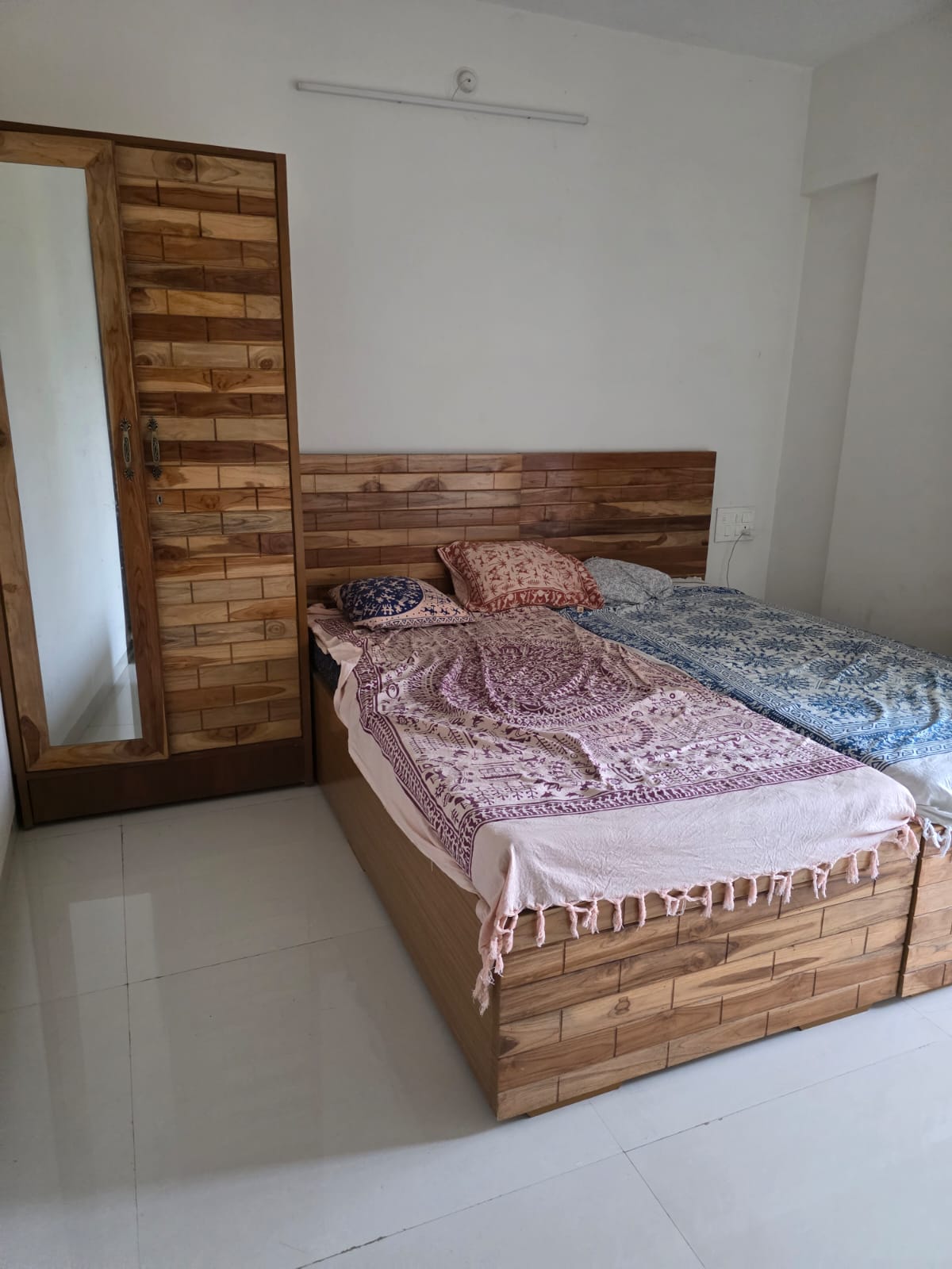 Wellnessghar - Tap to explore photos