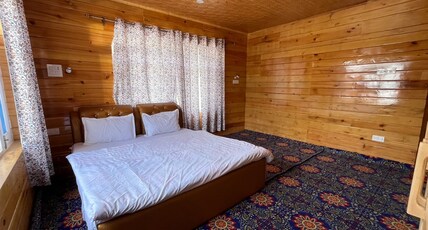 The Benz Hotel and Restaurant Gurez Room Type - 1 Bedroom Family Room with Mountain View The Benz Hotel and Restaurant Gurez Room Type - 1 Bedroom Family Room with Mountain View