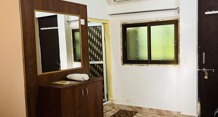 Abu hills Room Type - Deluxe double bed, AC room