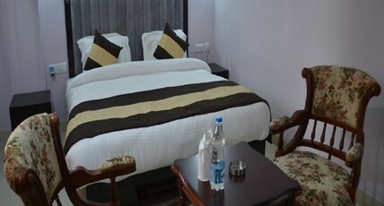 HOTEL JMD INTERNATIONAL Room Type - Family Deluxe Room