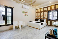 Rooms of OYO 836473 MP GUEST INN