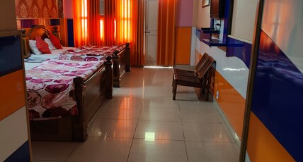 Hotel Vishwamitra  Room Type - Suite (4X)