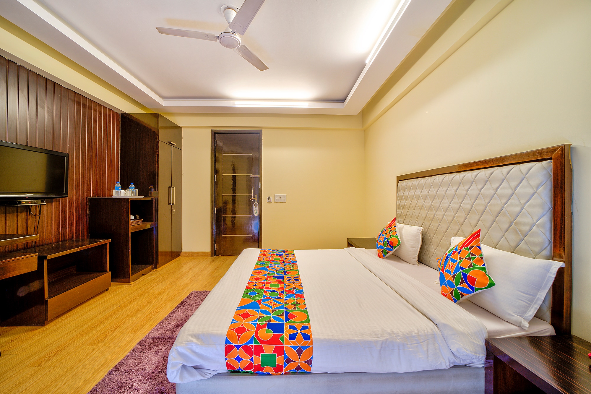 FabHotel Rivlet - Tap to explore photos