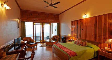 Ri Kynjai - Serenity By The Lake (by Centre Point Group) Room Type - Superior Lake View Room with Bathtub (Centralized AC)