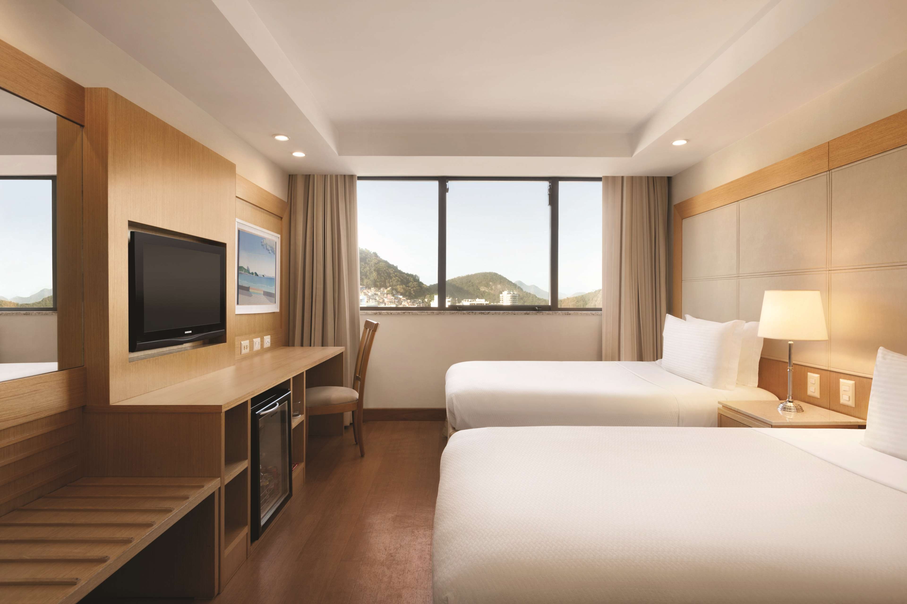 Hilton Copacabana Rio de Janeiro - Tap to explore photos