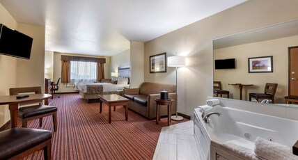 Best Western Plus Sparta Trail Lodge Room Type - 1 King Bed, Non-Smoking, Whirlpool, Microwave And Refrigerator, Sofa, High Speed Internet Access, Fu Best Western Plus Sparta Trail Lodge Room Type - 1 King Bed, Non-Smoking, Whirlpool, Microwave And Refrigerator, Sofa, High Speed Internet Access, Fu