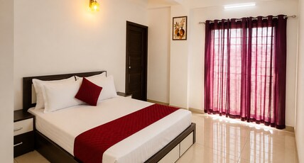 Nestora Suites Calicut Room Type - Deluxe Room in Apartment