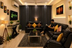 Lime Tree Palatial | Entire 3BHK Apartment @GolfCourse