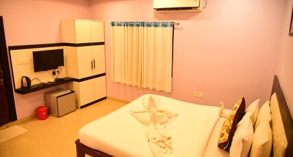 HOTEL AADITYA RESIDENCY Room Type - Premium
