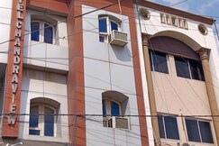 Hotel Chandra View