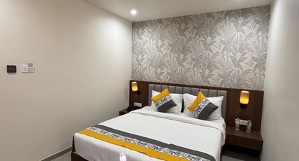 Agastya Inn Room Type - Deluxe AC Room