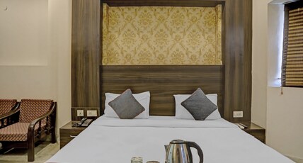Townhouse Jai Guru Ji Nearest Merceds Benz Sector 11 Room Type - Classic