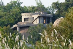 Hampi's Boulders Resort