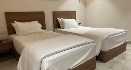 SWANOTEL GACHIBOWLI Room Type - Superior Twin
