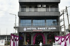 Sweet Basil Hotel and Restaurant