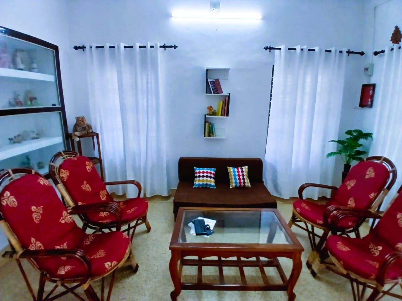 Layanila Homestay - Tap to explore photos