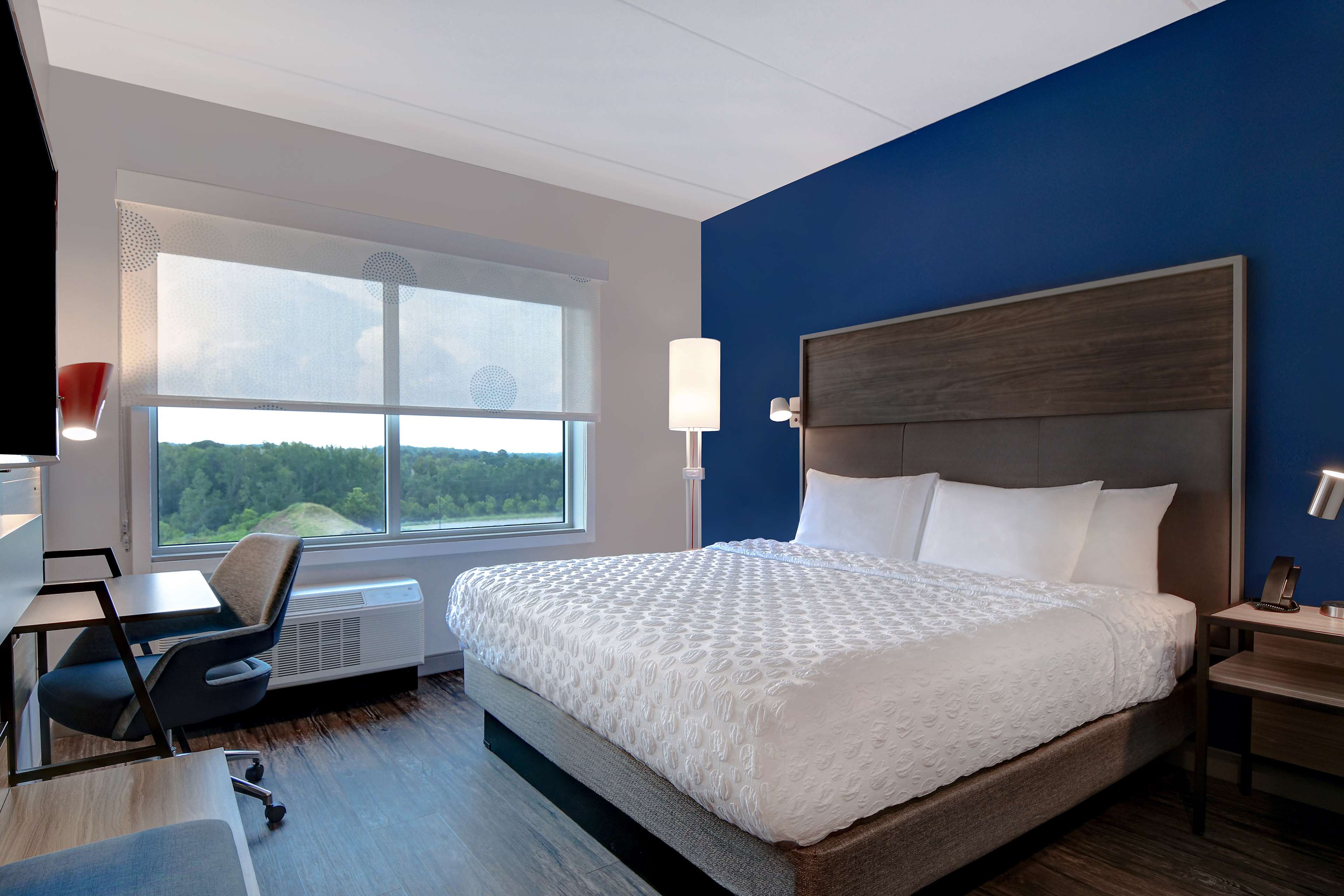Tru By Hilton Macon North, GA - Tap to explore photos