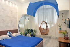 Civil Lines Paradise