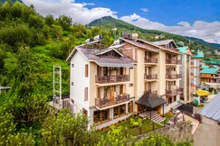 Snow Paradise - Pure Veg Hotel