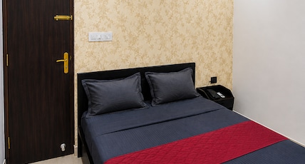 Goldwins grand a comfort stay Room Type - DELUXE AC Goldwins grand a comfort stay Room Type - DELUXE AC