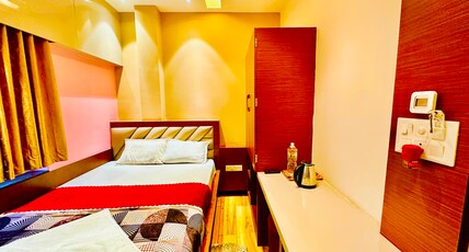 HOTEL RADHA INTERNATIONAL Room Type - Standard Double Room
