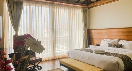 Namdul Retreat Room Type - Super Deluxe Room With Balcony
