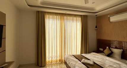 Ramasa Lake House Room Type - Standard Room with Lake view