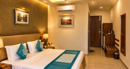 Hotel The Mirage Room Type - Deluxe Room couple friendly Hotel The Mirage Room Type - Deluxe Room couple friendly