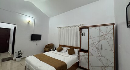 Edan Holidays and Heritage Room Type - deluxe rooms non ac